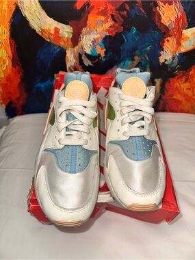 No.50 Nike Air Huarache SE 'Sun Club' Women's Sneakers DQ0117-100